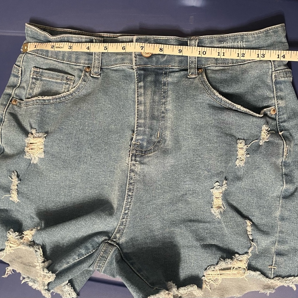 Distressed Denim Women Shorts - Picture 4 of 6